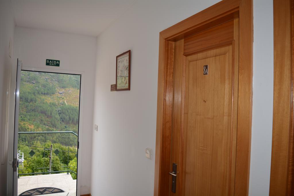 Dos Santos Alojamento Gerês Exterior foto